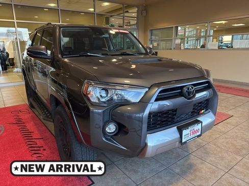 Used 2021 Toyota 4Runner TRD Off-Road Premium w/ Moonroof Package AWD/4WD image 1