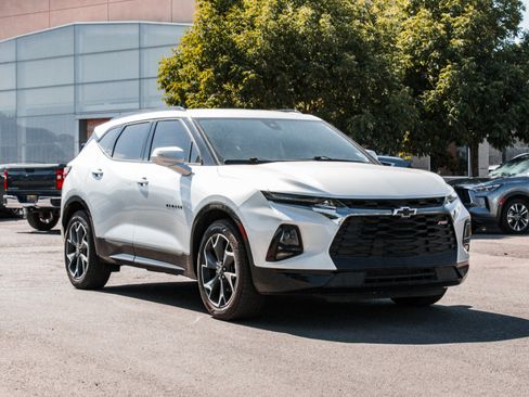 Used 2021 Chevrolet Blazer RS w/ Enhanced Convenience Package AWD/4WD image 3