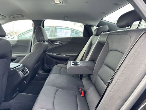 Used 2024 Chevrolet Malibu LT image 9
