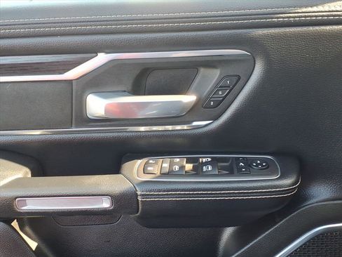 Used 2024 RAM 1500 Laramie AWD/4WD image 22