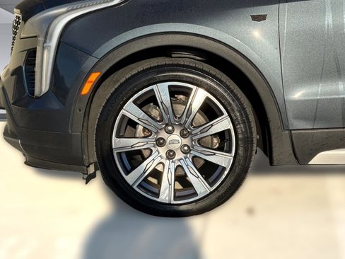 Used 2019 Cadillac XT4 Premium Luxury w/ Enhanced Visibility Package image 11