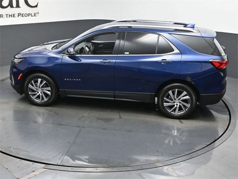 Used 2023 Chevrolet Equinox Premier image 42