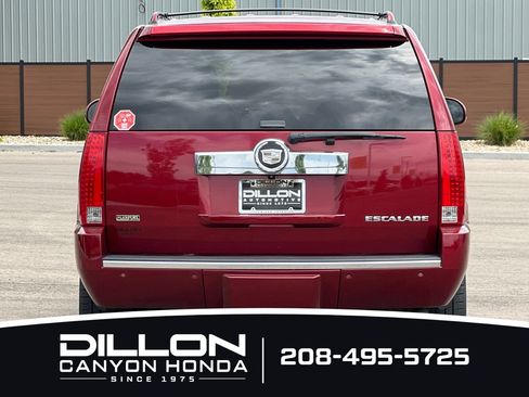 Used 2009 Cadillac Escalade AWD image 5
