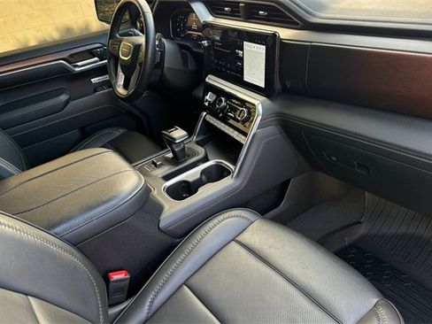 Used 2024 GMC Sierra 1500 Denali image 19