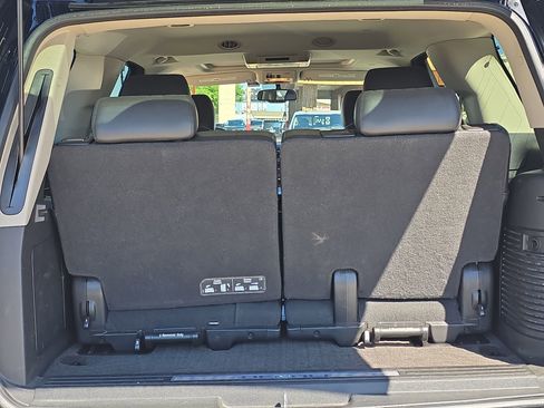 Used 2013 GMC Yukon Denali image 24
