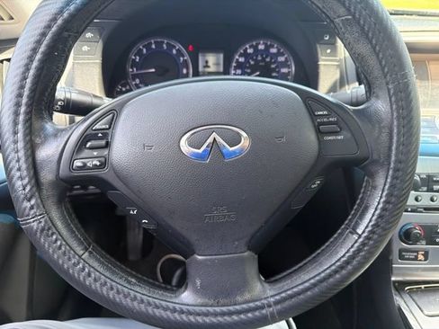 Used 2010 INFINITI G37 Journey w/ Premium Pkg RWD image 17