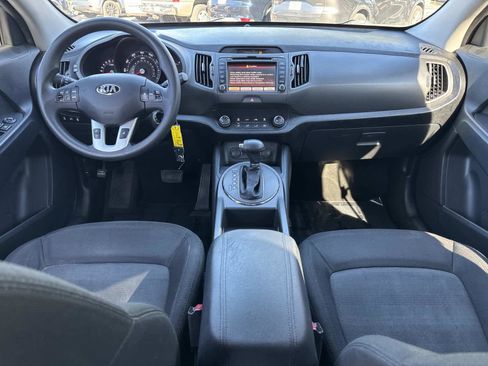 Used 2013 Kia Sportage LX w/ Convenience Pkg image 16