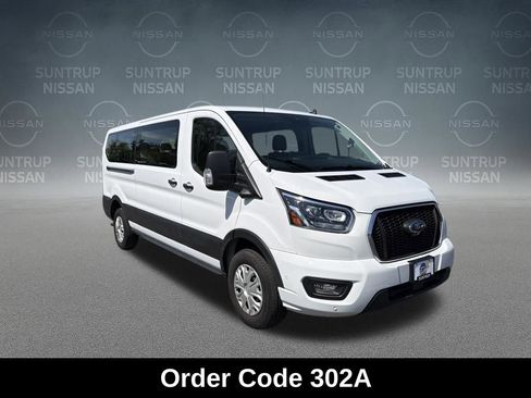 Used 2023 Ford Transit 350 XLT image 9