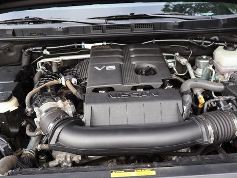 Used 2023 Nissan Frontier SV w/ Midnight Edition Package RWD image 44