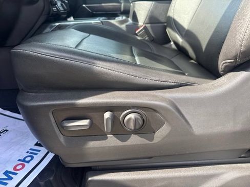 Used 2022 Chevrolet Silverado 1500 LTZ w/ Technology Package AWD/4WD image 18