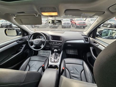 Used 2017 Audi Q5 2.0T Premium Plus w/ Technology Package image 10