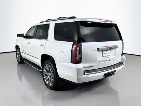 Used 2016 GMC Yukon Denali w/ Open Road Package AWD/4WD image 3