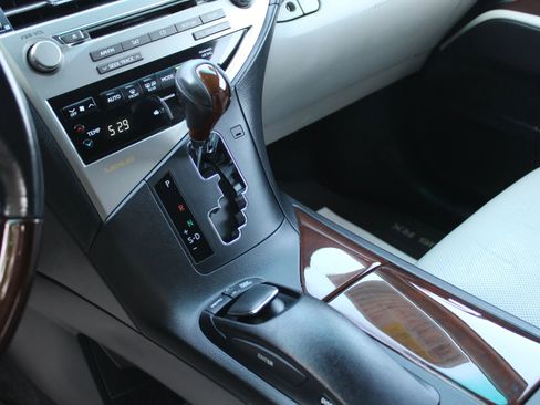 Used 2012 Lexus RX 450h AWD w/ Premium Pkg image 22