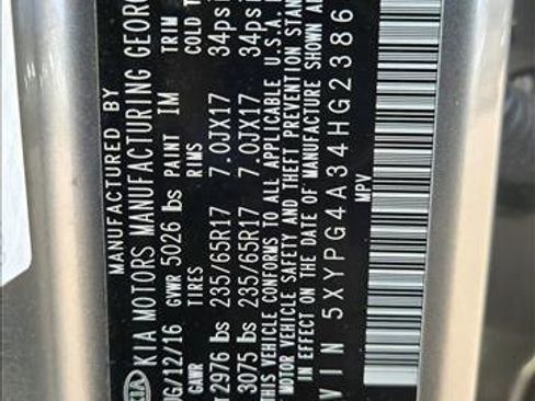 Used 2017 Kia Sorento L image 22