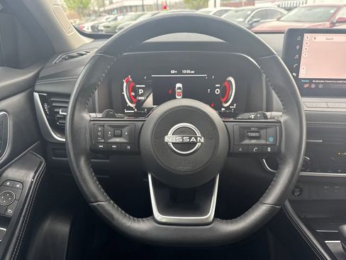 Certified 2024 Nissan Rogue Platinum w/ Platinum Premium Package image 24