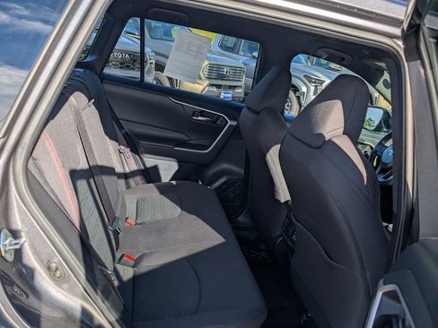 Used 2023 Toyota RAV4 SE AWD/4WD image 18
