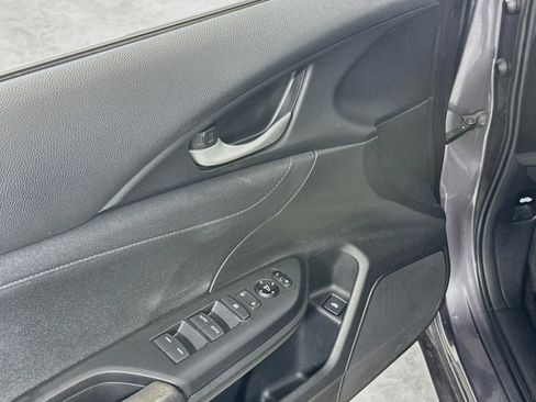 Used 2019 Honda Insight EX image 18