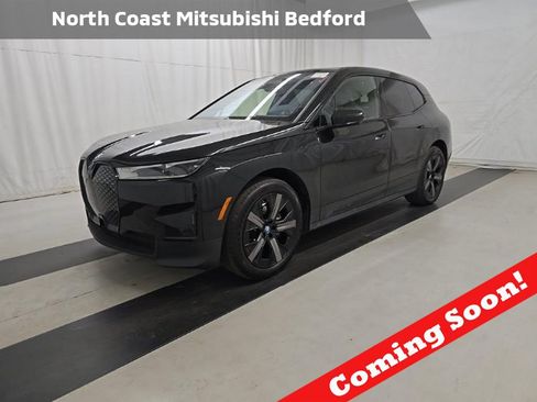 Used 2024 BMW iX xDrive50 AWD/4WD image 1