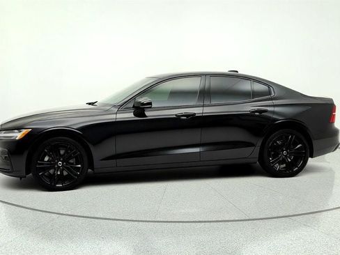 Used 2024 Volvo S60 B5 Plus w/ Climate Package AWD/4WD image 8