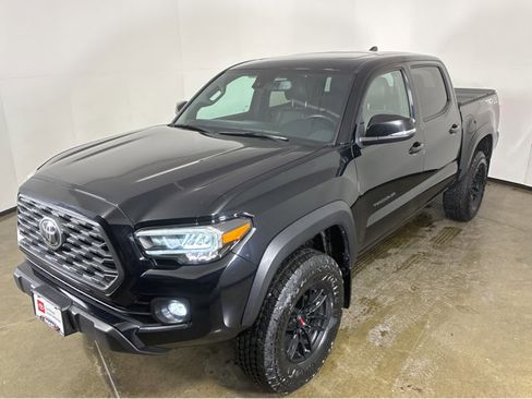 Used 2020 Toyota Tacoma TRD Off-Road image 15