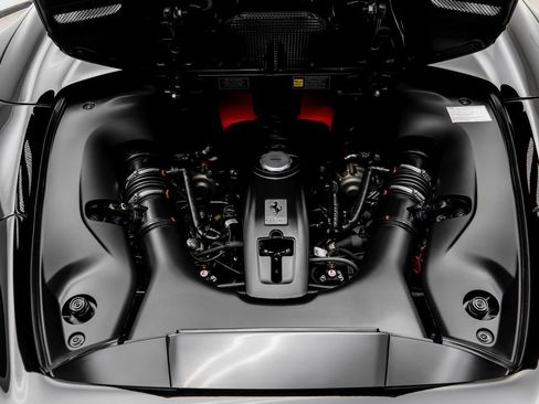 Used 2023 Ferrari F8 Tributo RWD image 58
