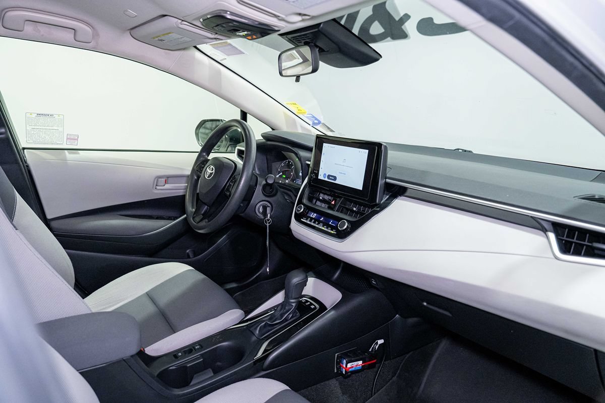 Used 2023 Toyota Corolla LE FWD image 19
