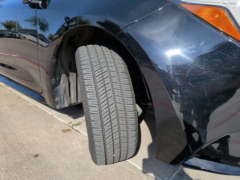 Used 2023 Toyota Corolla LE image 33