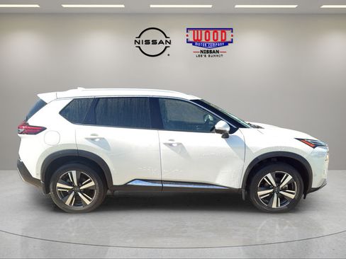Used 2023 Nissan Rogue Platinum w/ Platinum Premium Package AWD/4WD image 3