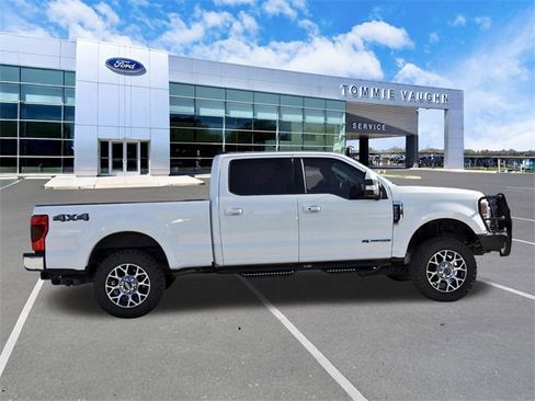 Used 2022 Ford F250 Lariat w/ Lariat Ultimate Package image 5