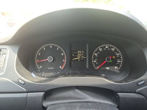 Used 2013 Volkswagen Jetta S FWD image 24