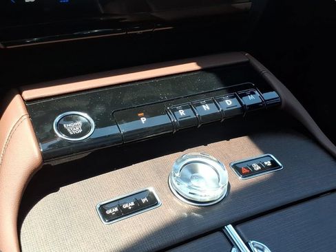New 2026 Lincoln Navigator Reserve AWD/4WD image 25