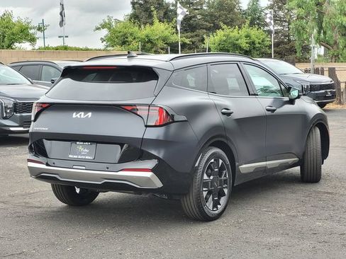 New 2026 Kia Sportage SX FWD image 4