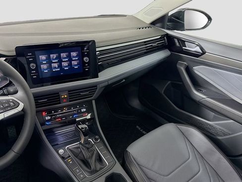 New 2026 Volkswagen Jetta SEL image 24