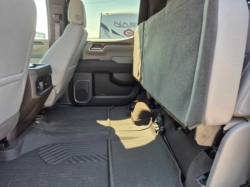 Used 2025 Chevrolet Silverado 1500 RST AWD/4WD image 33