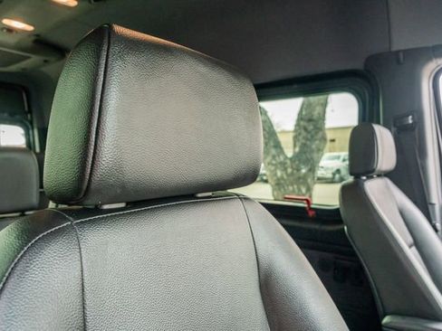 Used 2019 Mercedes-Benz Sprinter 2500 image 44