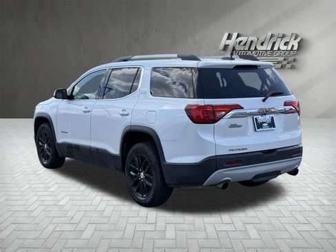 Used 2017 GMC Acadia SLT FWD image 9