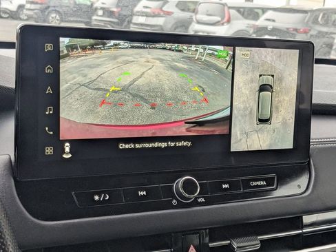 Used 2025 Mitsubishi Outlander SE image 20