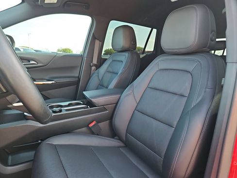 Certified 2026 Chevrolet Equinox LT w/ Convenience Package II FWD image 13