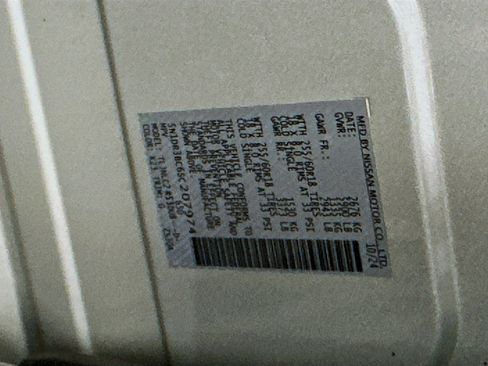 Used 2025 Nissan Pathfinder SV image 12