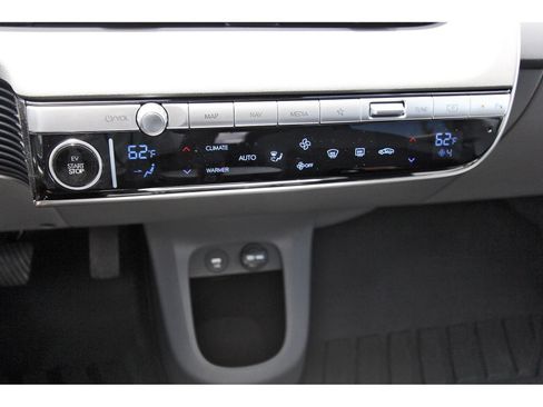 Certified 2024 Hyundai Ioniq 5 SEL AWD/4WD image 26