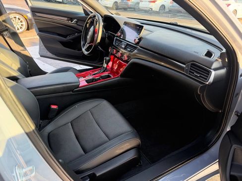 Used 2022 Honda Accord Sport image 12
