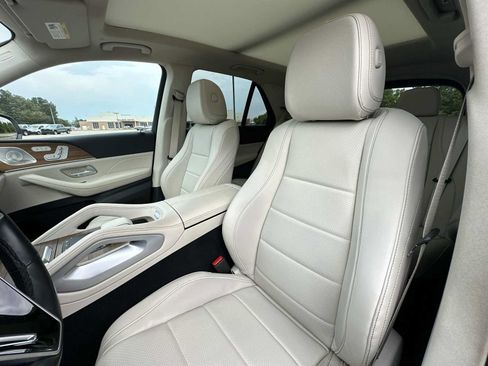 Used 2024 Mercedes-Benz GLE 350 4MATIC image 10