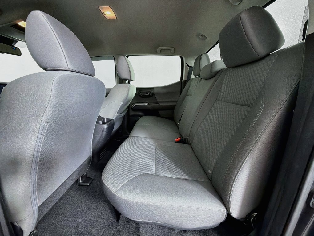 Used 2022 Toyota Tacoma SR5 w/ Technology Package RWD image 37