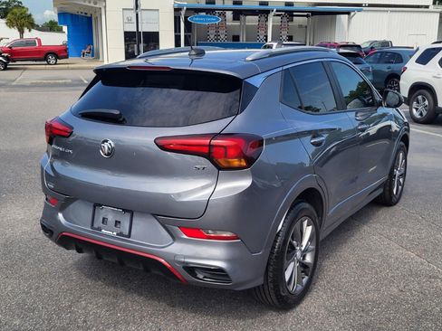 Used 2021 Buick Encore GX Select w/ Sport Touring Package FWD image 2
