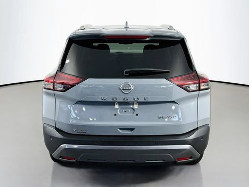 Used 2023 Nissan Rogue SL AWD/4WD image 6