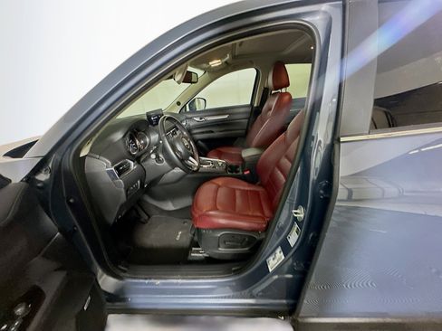 Used 2025 MAZDA CX-5 Carbon Edition image 13