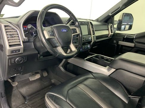 Used 2021 Ford F350 Platinum w/ FX4 Off-Road Package image 23