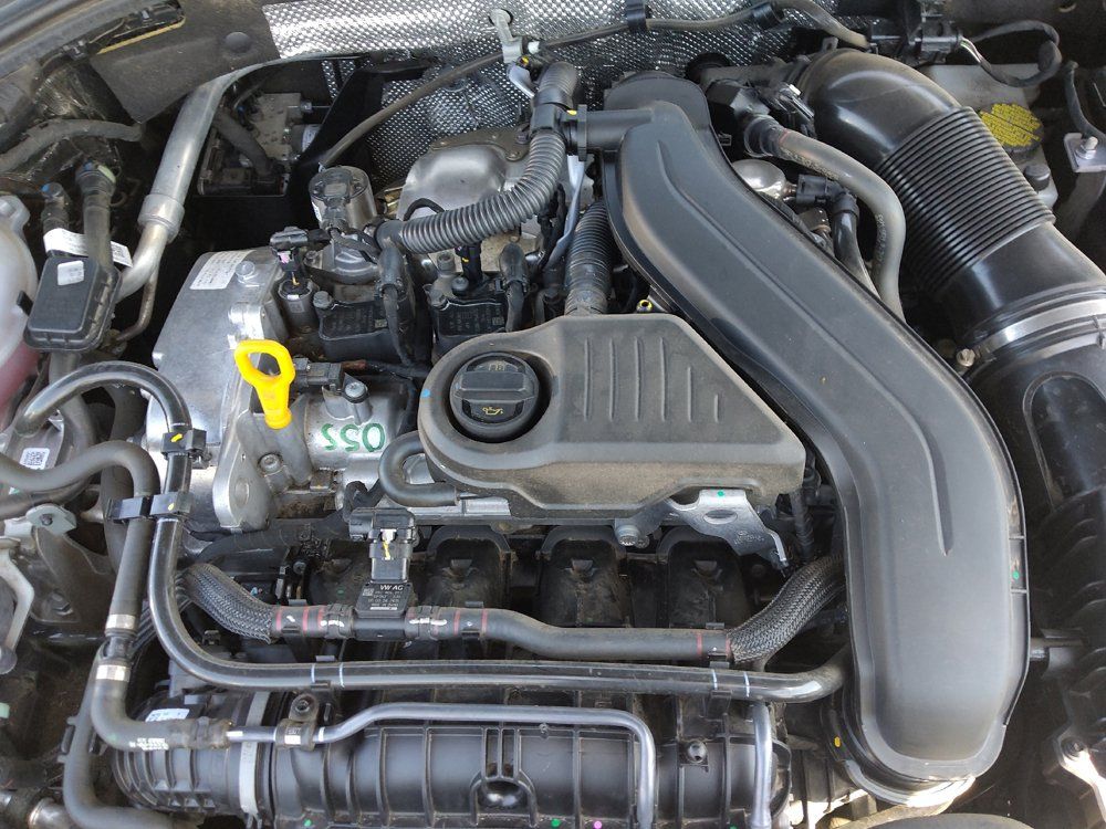 Used 2025 Volkswagen Jetta SE FWD image 30
