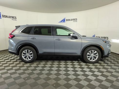 Used 2026 Honda CR-V LX image 6