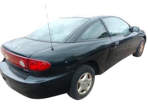 Used 2005 Chevrolet Cavalier Coupe FWD image 5